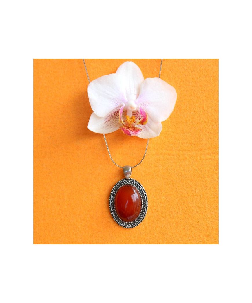 Pendentif cabochon en Cornaline