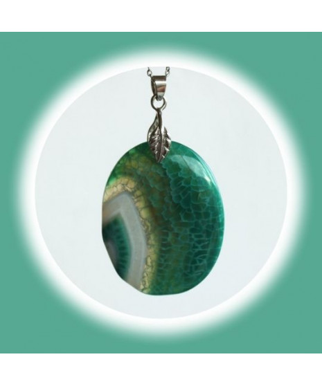 Pendentif en Agate verte veinée de blanc