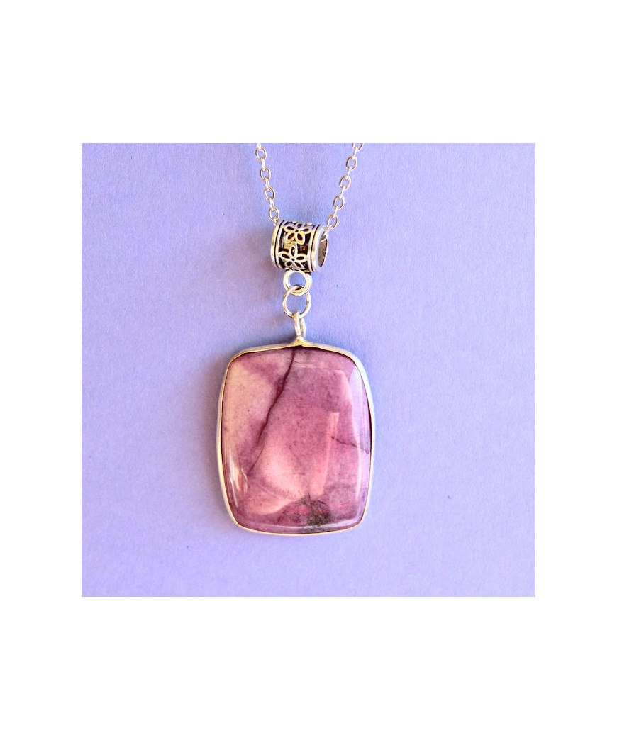Pendentif en Charoïte