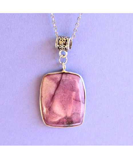 Pendentif en Charoïte