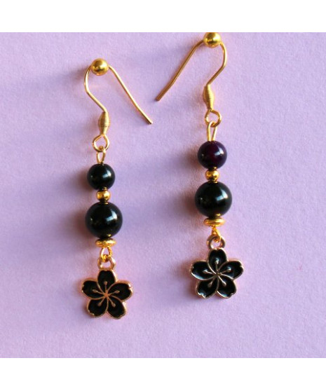Boucles d'Oreilles Fleurs en Agate noire