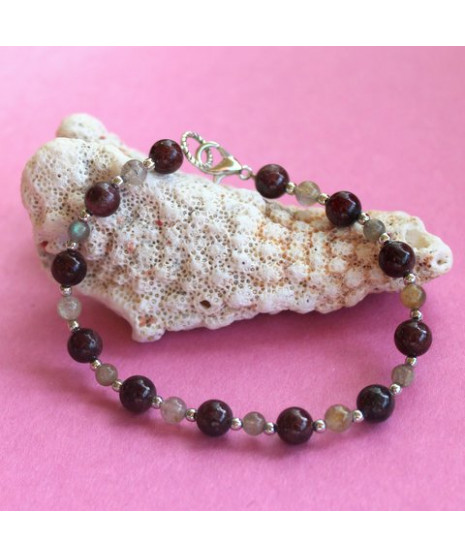 Bracelet en Grenat et en Labradorite