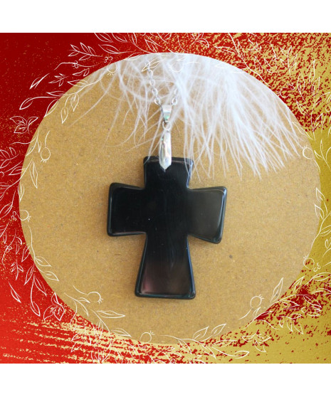 Pendentif Croix en Agate noire