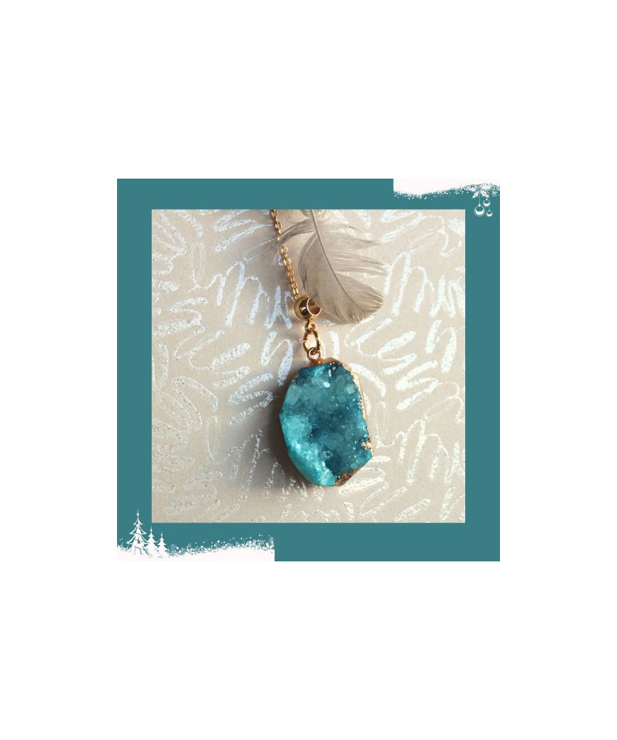 Pendentif en Quartz titane ou Titanium bleu