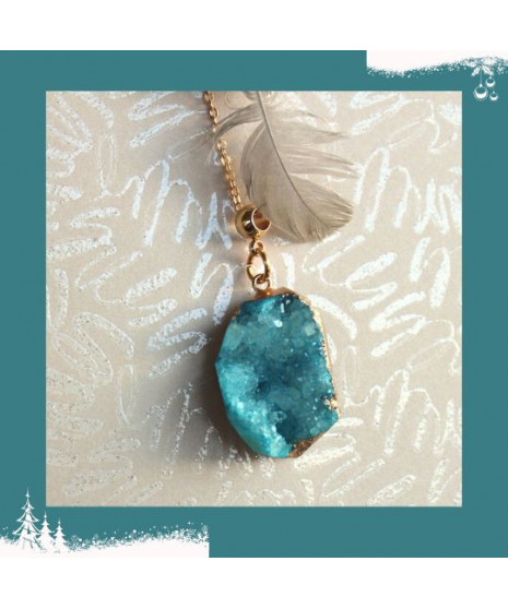 Pendentif en Quartz titane ou Titanium bleu