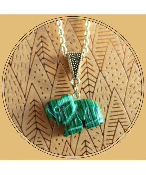 Pendentif Eléphant en Malachite