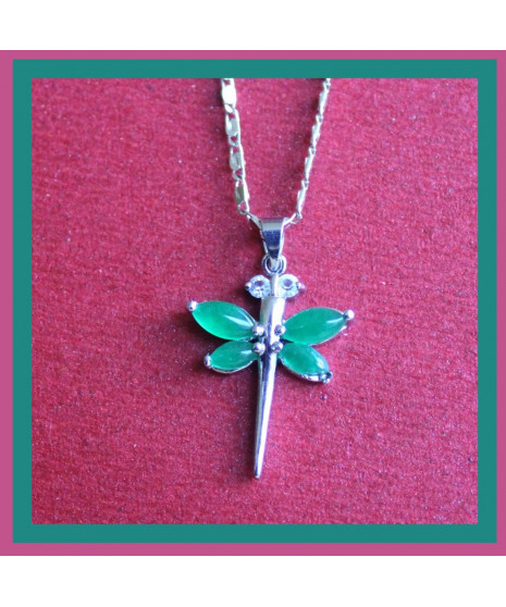 Pendentif Libellule en Jade vert