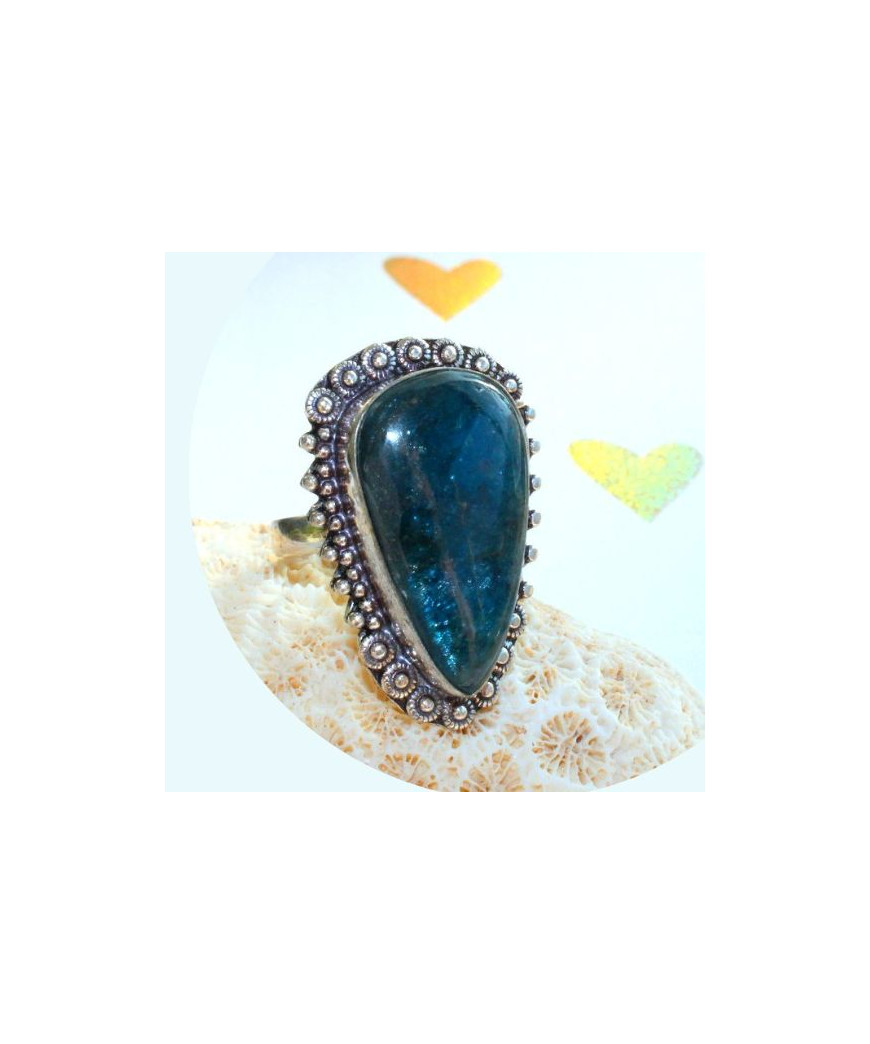 Bague en Apatite