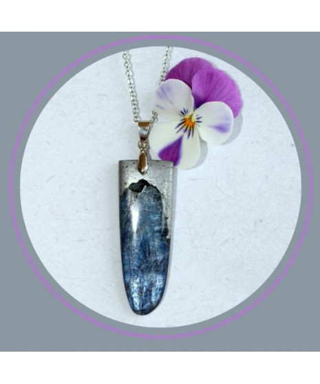 Pendentif en Cyanite