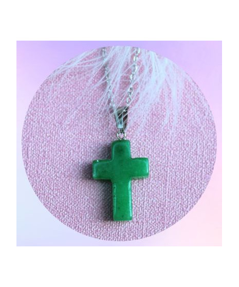 Pendentif petite Croix en Jade vert