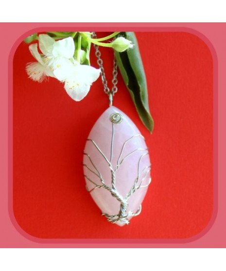 Pendentif Arbre de vie en Quartz rose