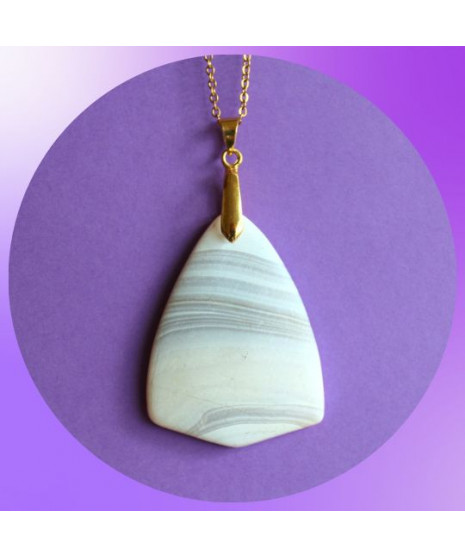 Pendentif en Agate blanche mate