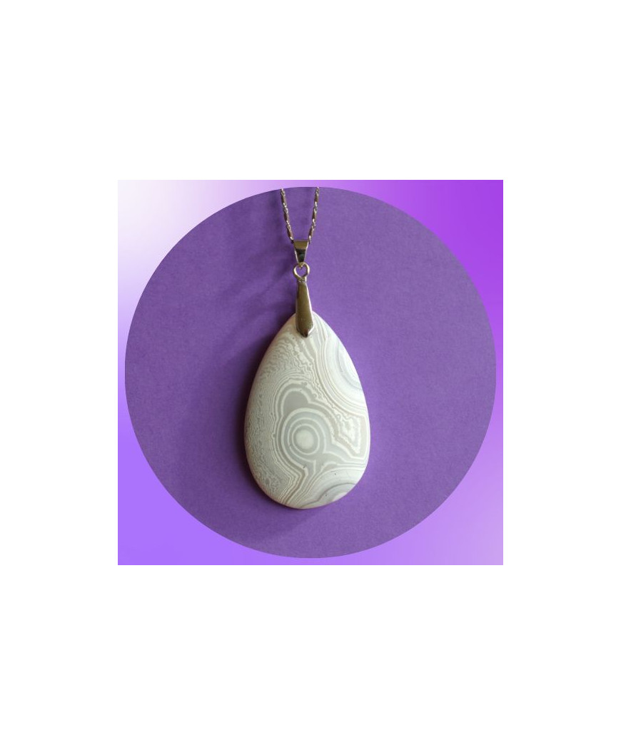 Pendentif en Agate blanche mate
