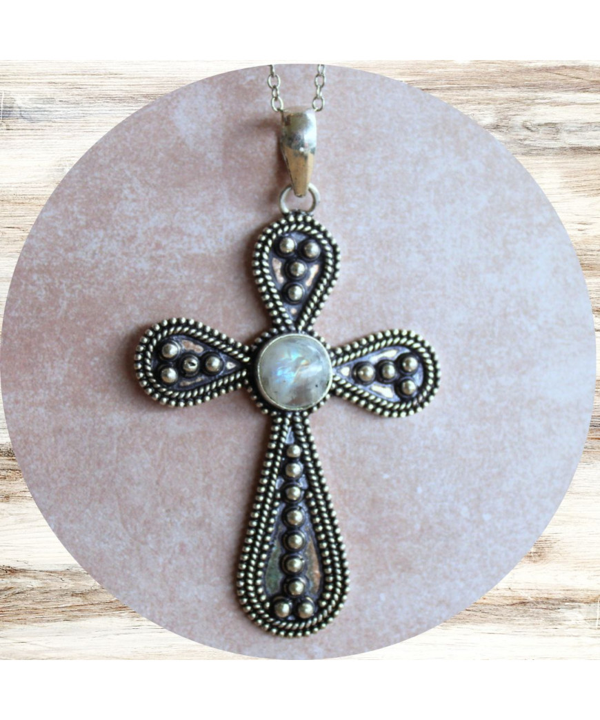 Pendentif Croix en Pierre de Lune