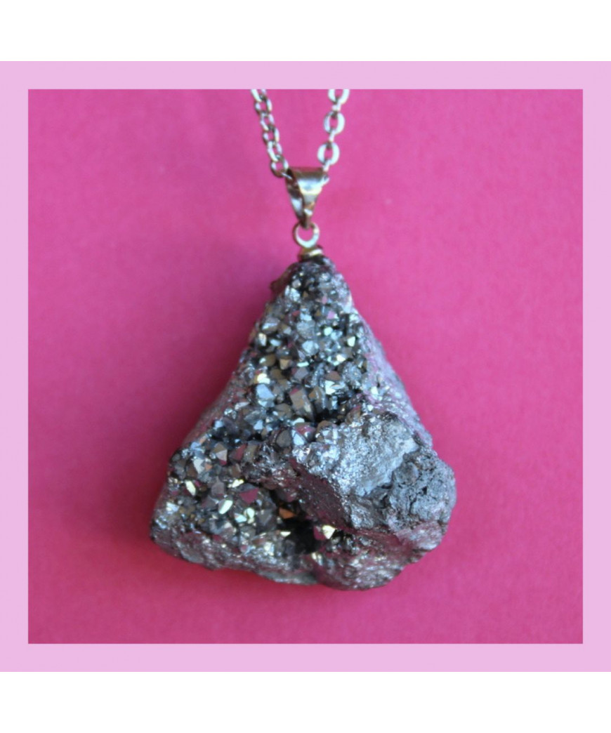 Pendentif en Quartz titane ou Titanium