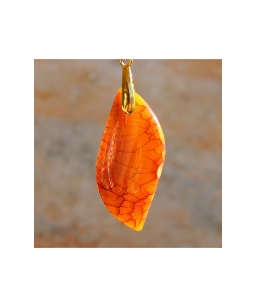 Pendentif en Agate orange veines de dragon