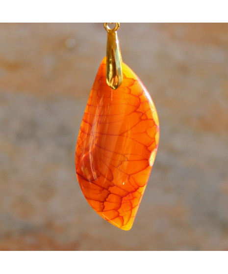 Pendentif en Agate orange veines de dragon
