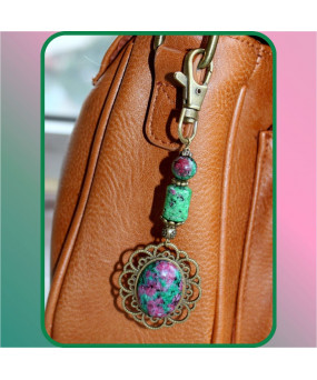 Bijou de sac cabochon en...