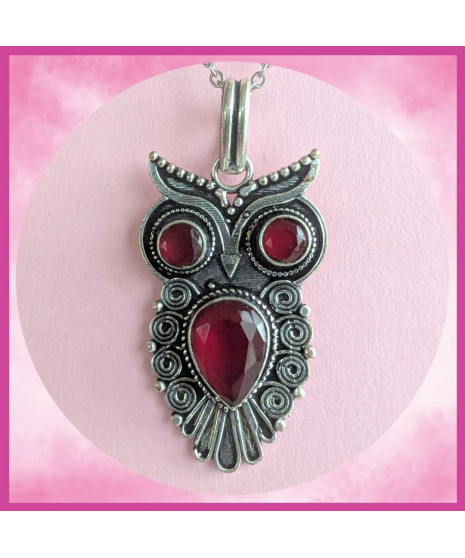 Pendentif Chouette en Grenat
