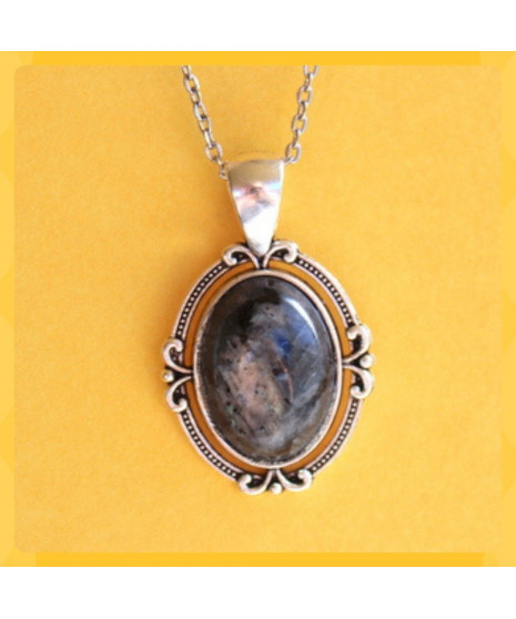 Pendentif Cabochon en Labradorite