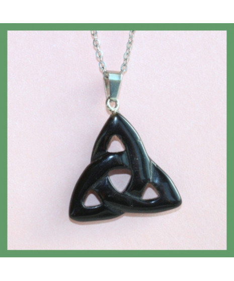 Pendentif Triquetra ou Triquestra en Obsidienne noire