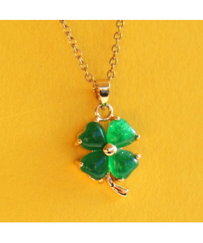 Pendentif doré Trèfles à 4 feuilles en Jade vert