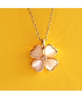 Pendentif doré Trèfles à 4 feuilles en Agate Œil de chat blanc