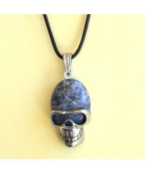 Pendentif  Tête de mort en Sodalite