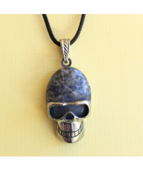 Pendentif  Tête de mort en Sodalite