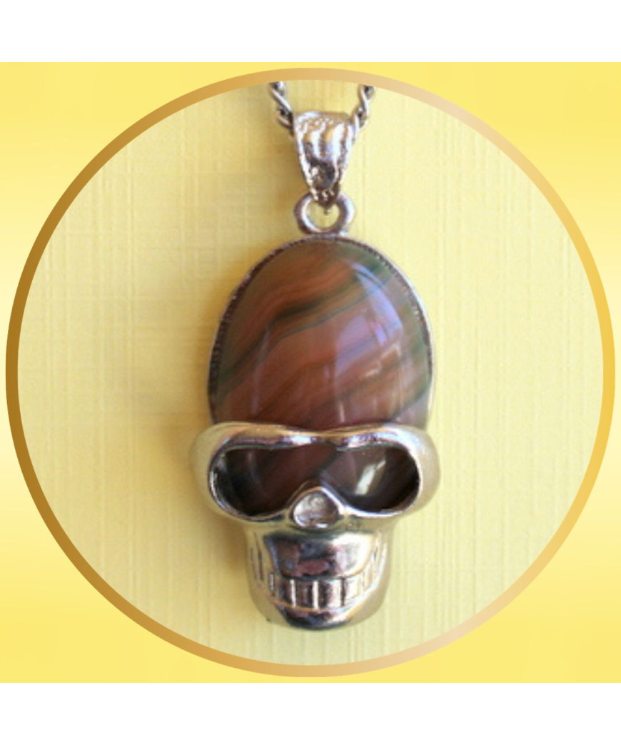 Pendentif  Tête de mort en Agate