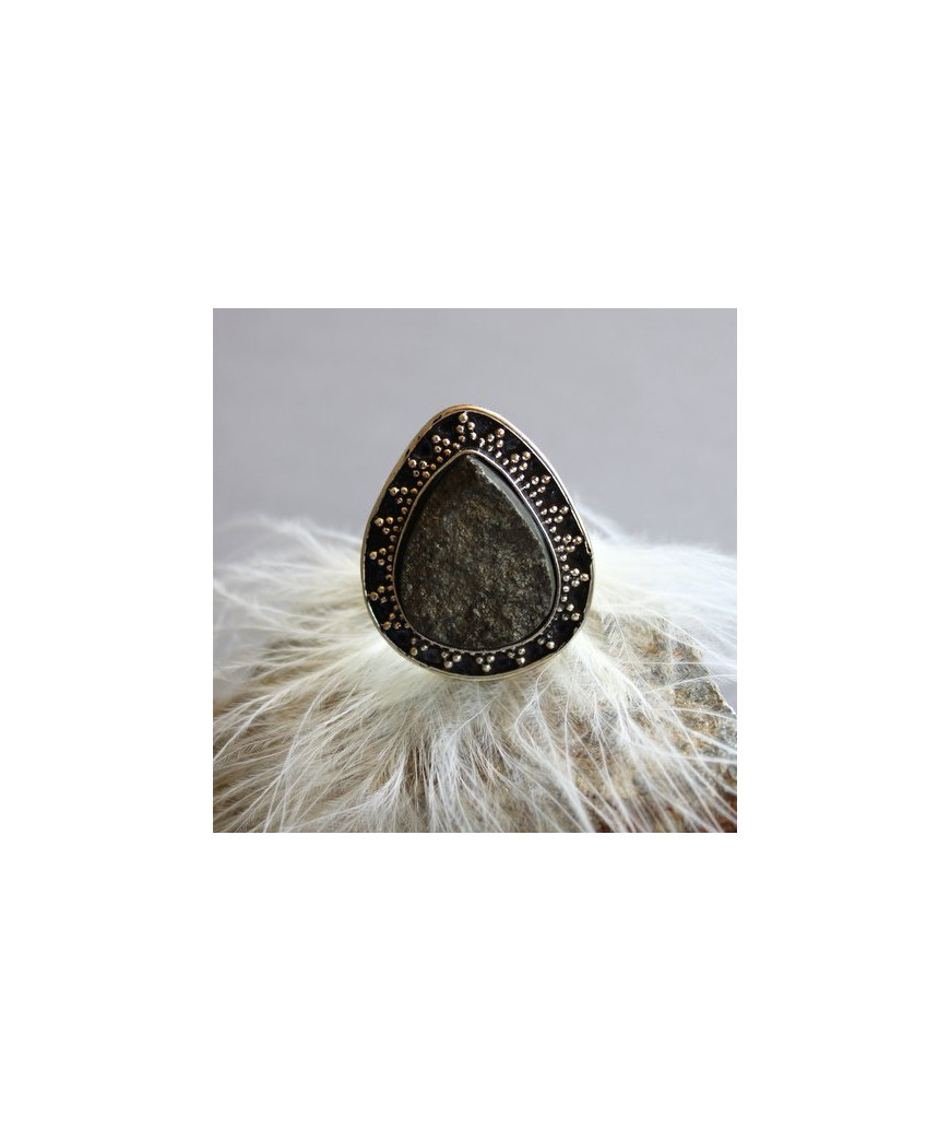 Bague en Pierre Brute en Pyrite