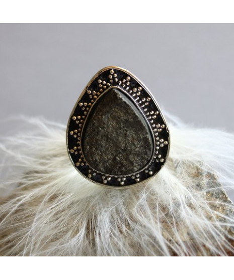 Bague en Pierre Brute en Pyrite