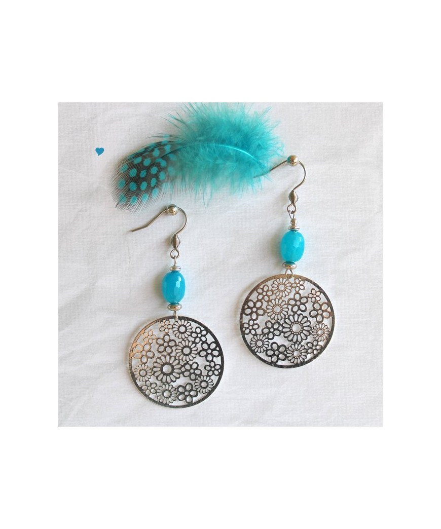 Boucles d'oreilles filigranes Fleurs en Agate bleue