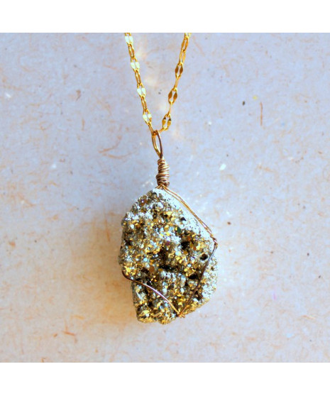 Pendentif en Quartz titane ou Titanium argenté